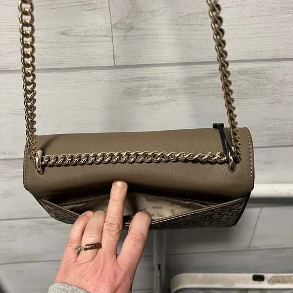 DKNY Brown Crossbody Bag with Chain Strap - Picture 3 of 10